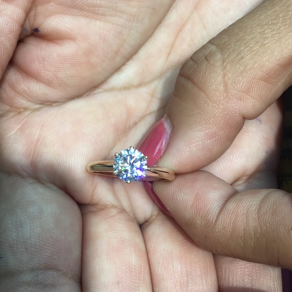 1.5-CT Tulip-Set Round-Cut Knife-Edge CZ Ring